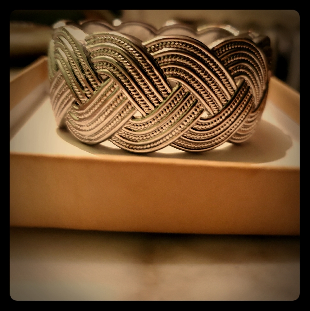 A bracelet